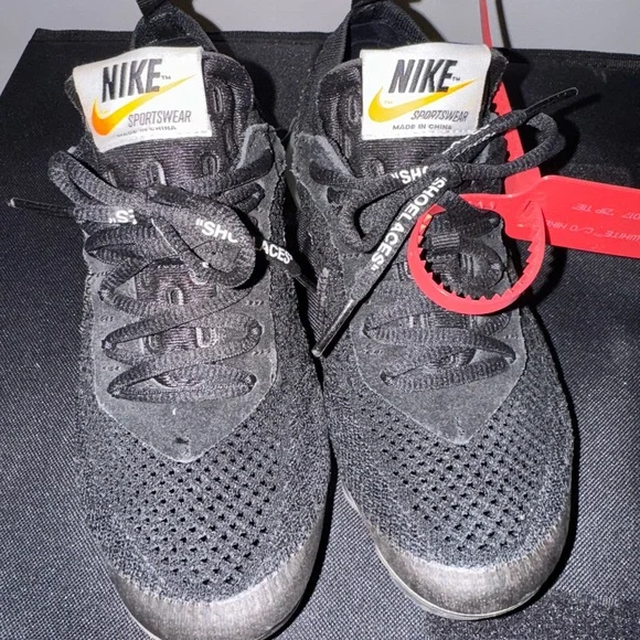 Nike Off-White Air VaporMax Black (Virgil Abloh) - Picture 4 of 8